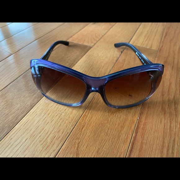 Women’s Prada Sunglasses AUTHENTIC - Picture 1 of 5